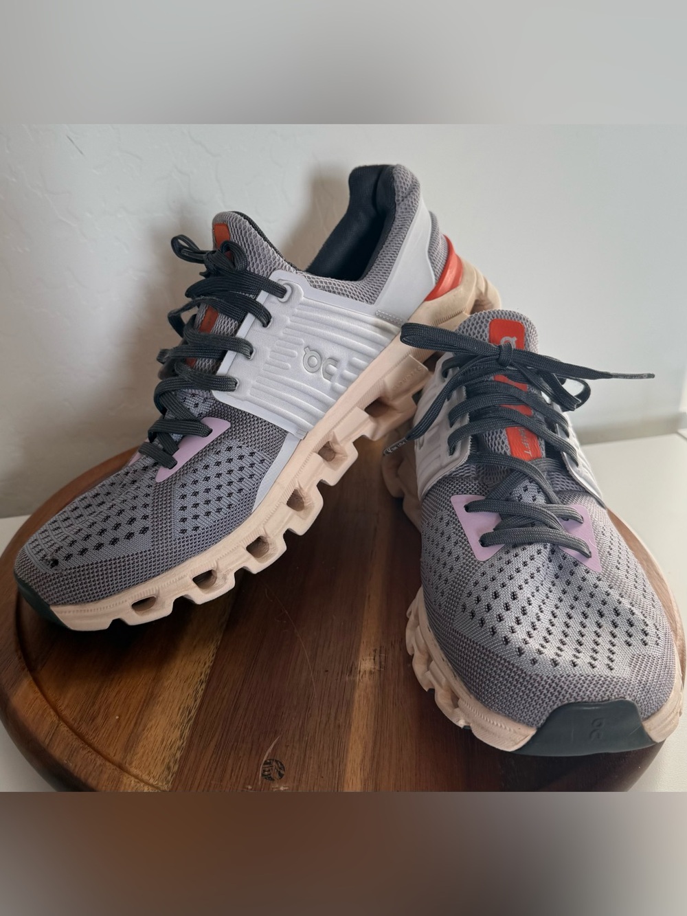 9.5 On Cloud Womens Cloudswift Lavender Lilac Gray Running Shoes Sneakers Small
